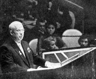 Председатель Совета Министров СССР Н. С. Хрущев выступает на заседании XIV сессии Генеральной Ассамблеи ООН (18.IX 1959)