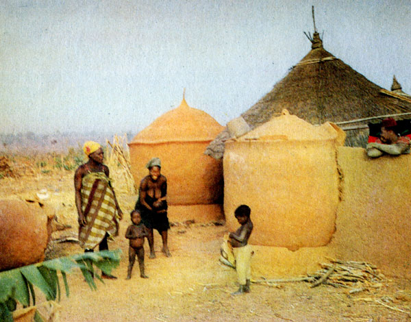 Типичное селение хауса на севере Нигерии