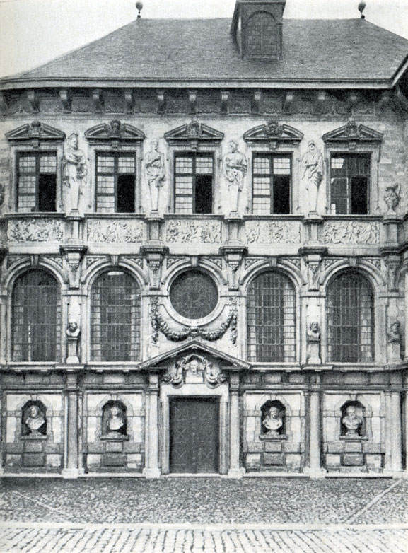 Дом Рубенса. Фасад со стороны двора