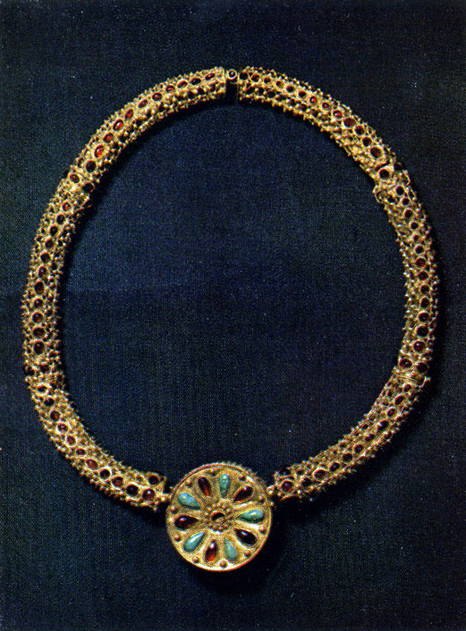 72. Золотое ожерелье из Армази.  II  в. н.  э.