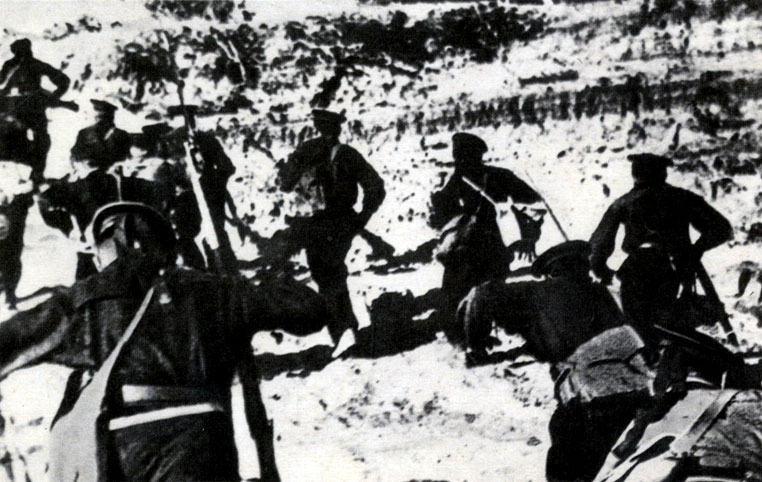 Высадка морской пехоты на берегу Волги (ныне здесь Волжская ГЭС) в октябре 1942 года