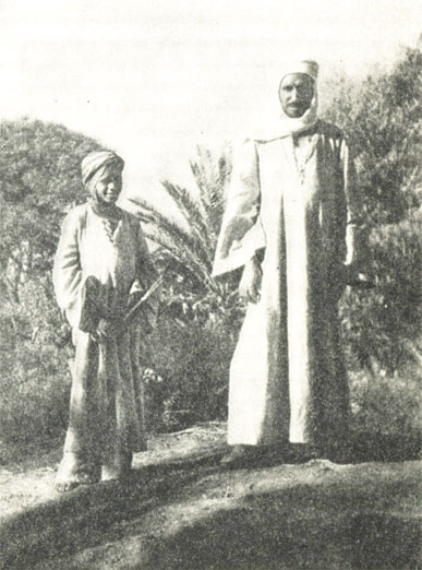 Египетский крестьянин-феллах с сыном