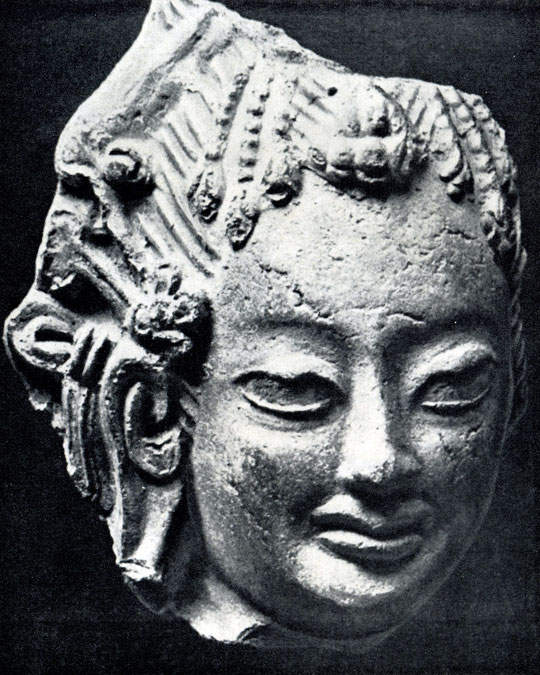 Голова бодисатвы из раскопок Каракорума
