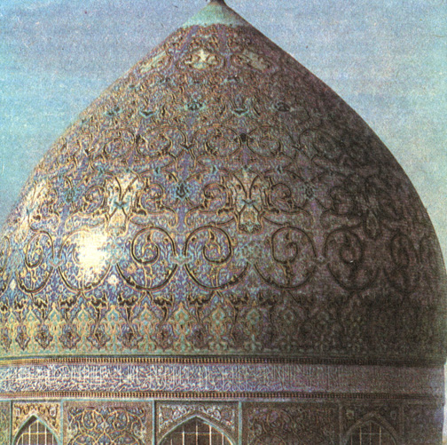 Изразцовый купол мечети
