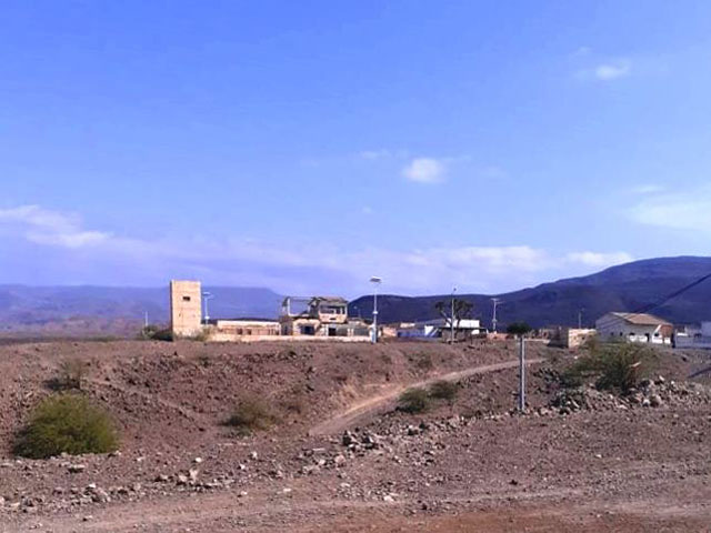  - https://upload.wikimedia.org/wikipedia/commons/3/36/Yoboki.jpg